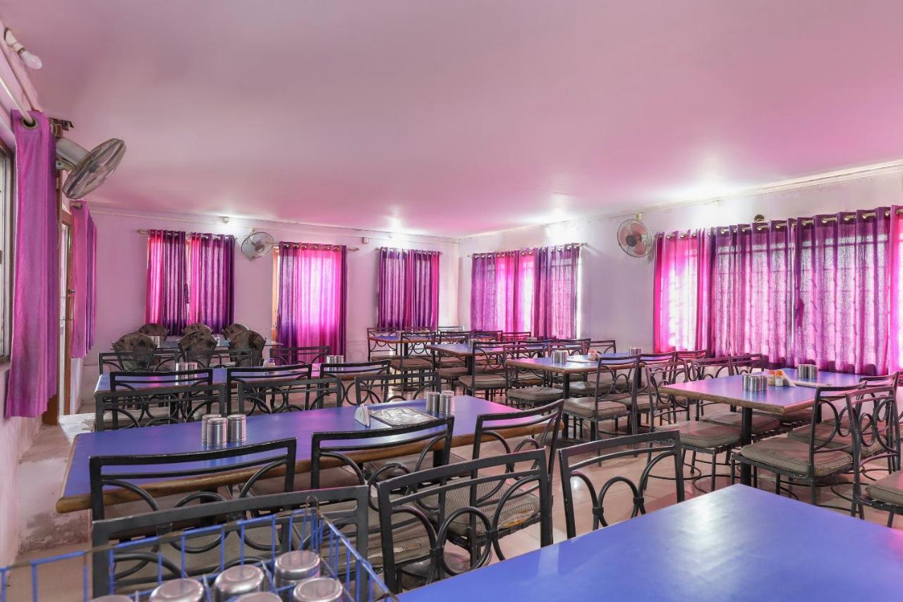 Spot On Hotel Shyam Inn Halol Экстерьер фото