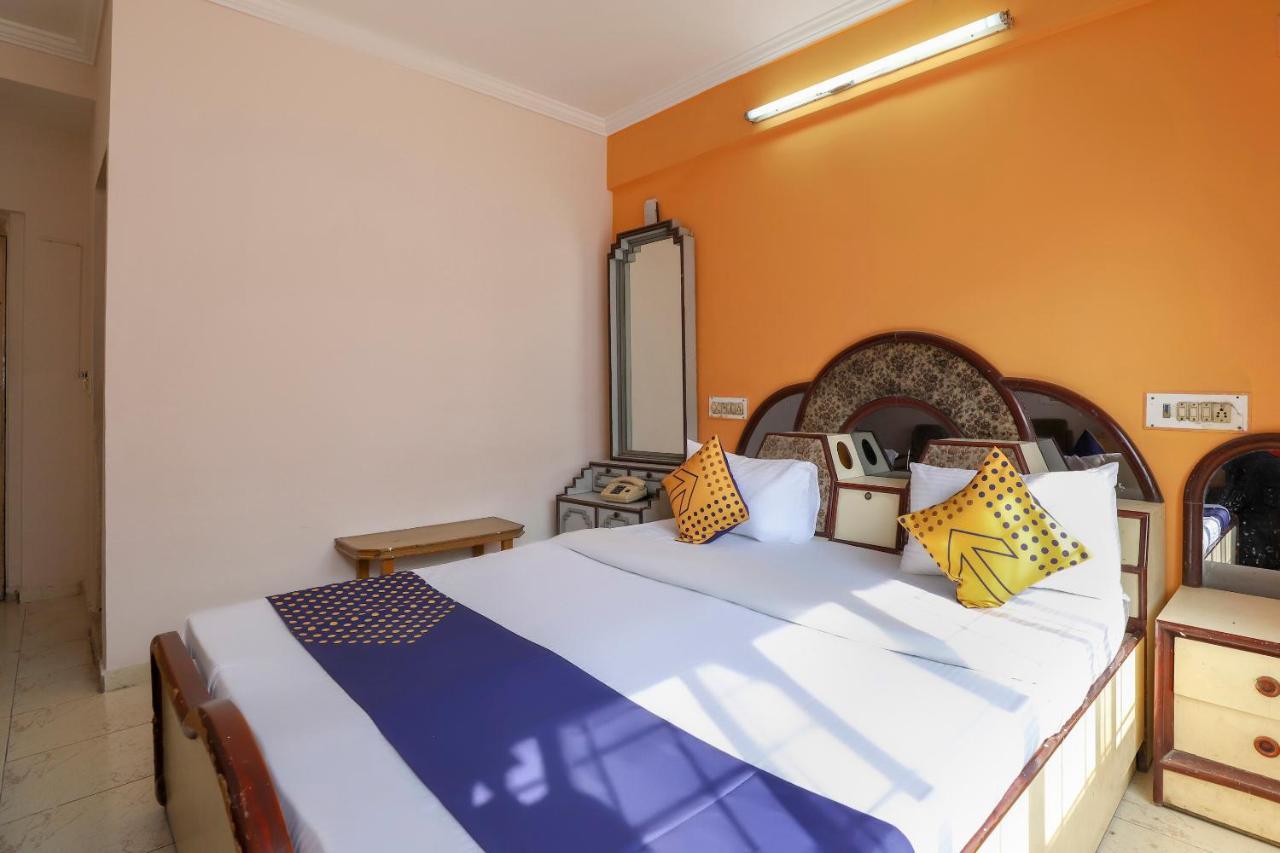 Spot On Hotel Shyam Inn Halol Экстерьер фото