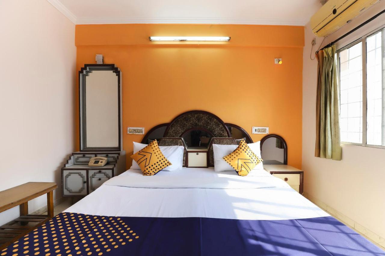 Spot On Hotel Shyam Inn Halol Экстерьер фото