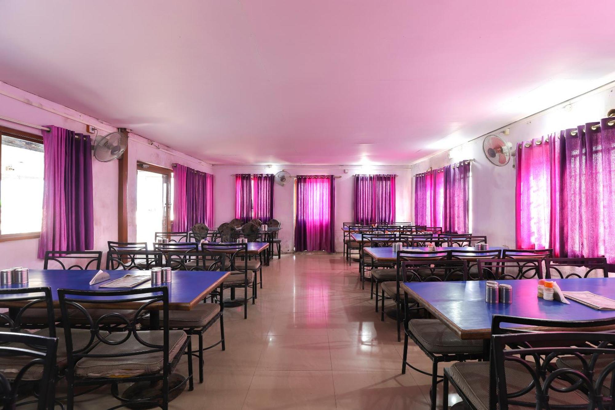 Spot On Hotel Shyam Inn Halol Экстерьер фото